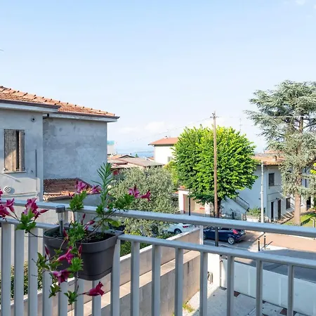 Apartment Giada Desenzano del Garda